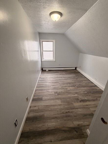 Building Photo - 125 Pierce St