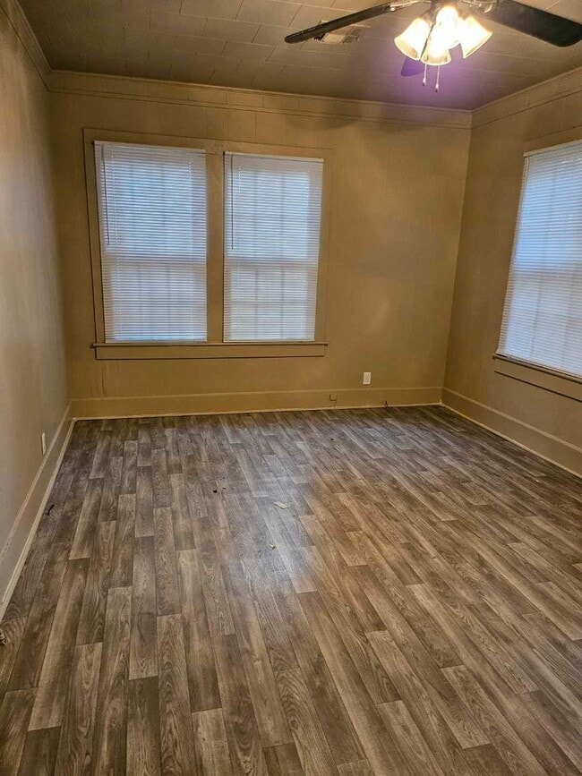 Building Photo - Welcome Home!