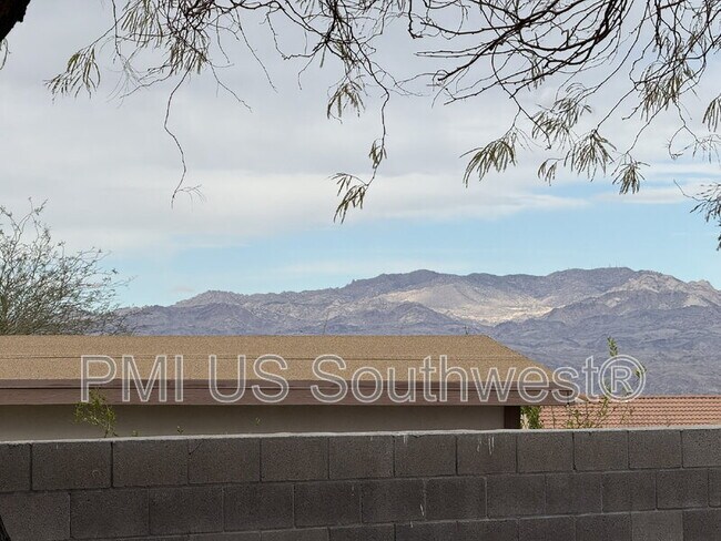 Building Photo - 3443 Sunbonnet Dr