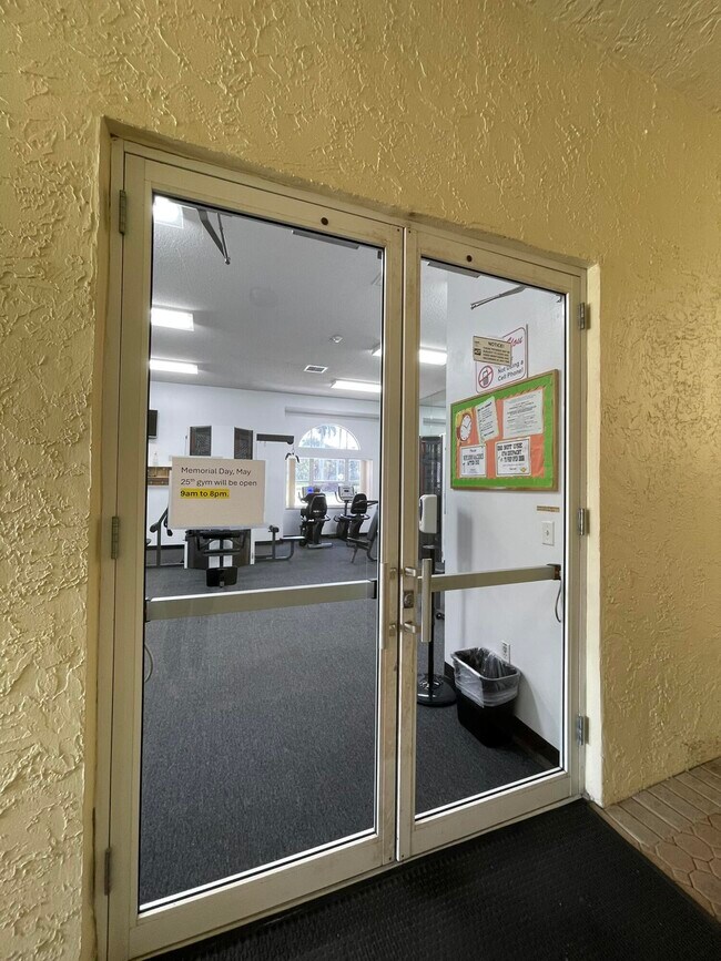 Building Photo - 777 NW 151st Ave