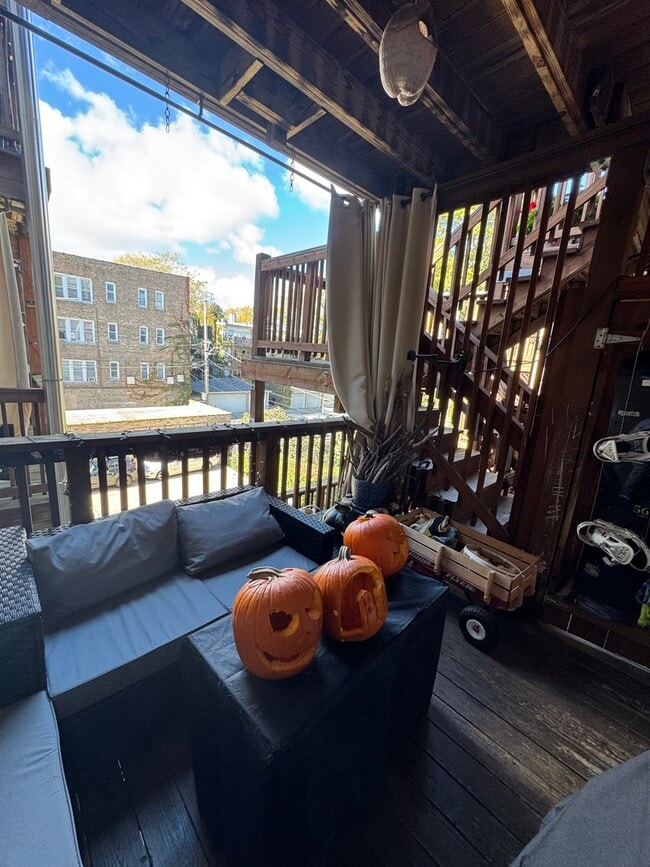 Building Photo - 4736 N Magnolia Ave