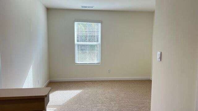 Building Photo - 4140 Hines Ln NE