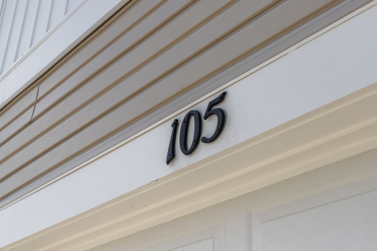 Building Photo - 105 Milburn Dr