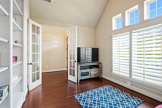 Building Photo - 27 S Greenprint Cir
