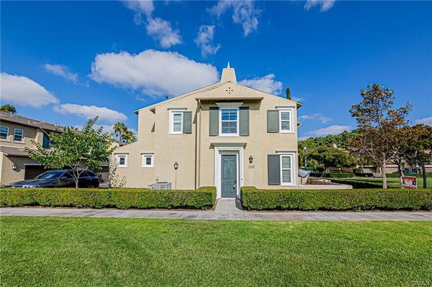 Building Photo - 138 S Hidden Path