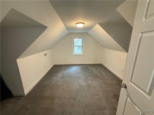 Building Photo - 3011 Napoleon St