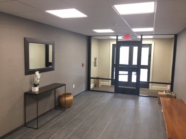 Building Photo - 50 Lancaster Ter