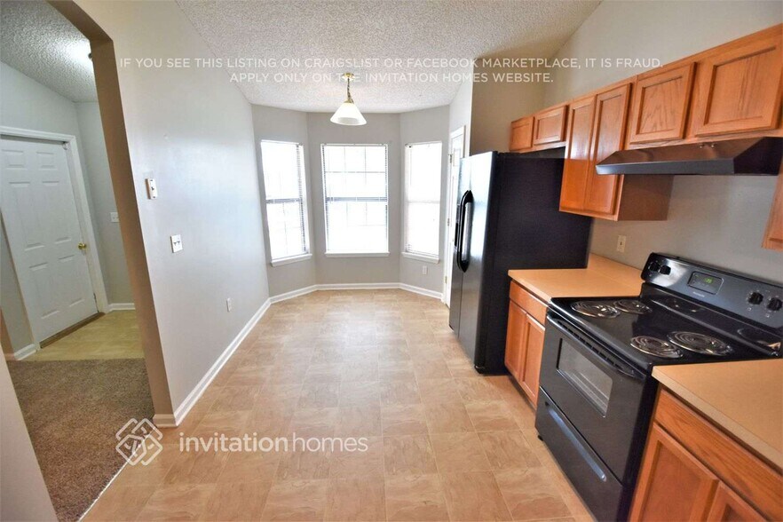Building Photo - 9785 Oxford Station Dr
