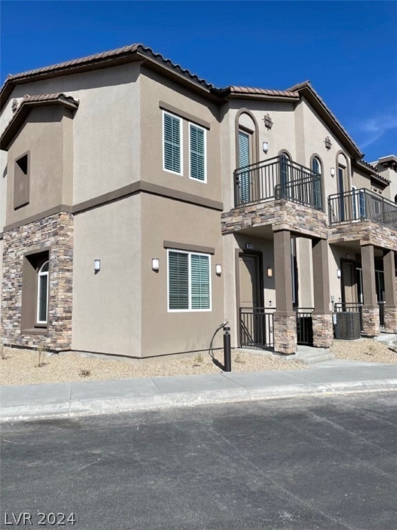 Building Photo - 6422 Spring Jog St