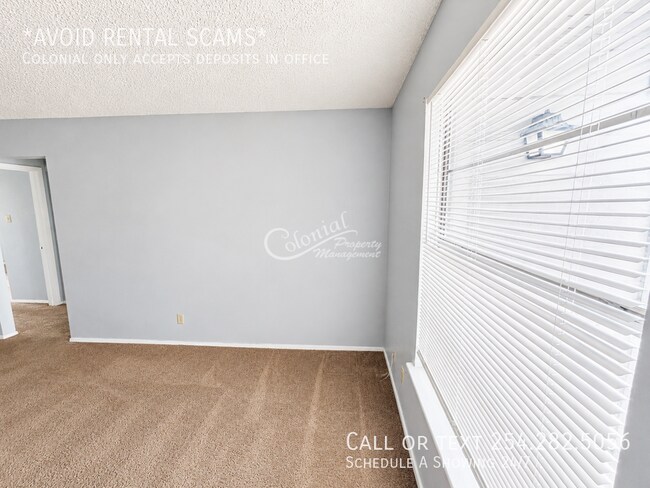 Building Photo - 1315 Quail Cir