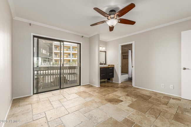 Building Photo - 1401 E Puget Ave