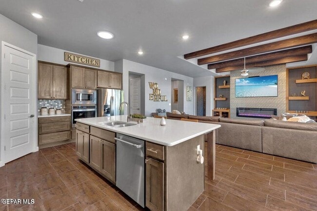 Building Photo - 12292 Fresh Water Dr