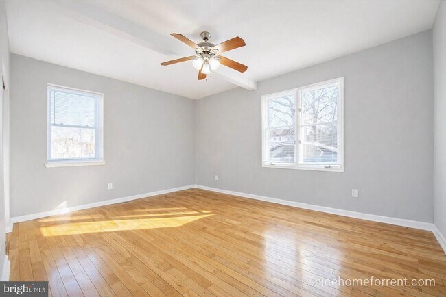 Building Photo - 436 Filmore St