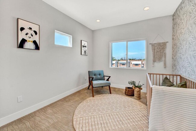 Building Photo - 26 Newtrust Way