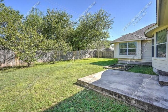 Building Photo - 138 Justin Leonard Dr