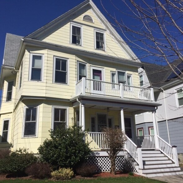Primary Photo - 25 Harrington St