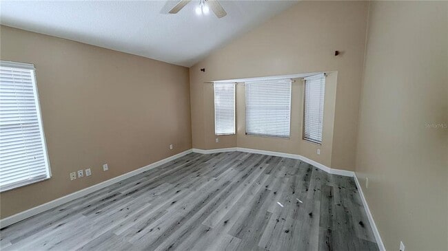 Building Photo - 10216 Oasis Palm Dr