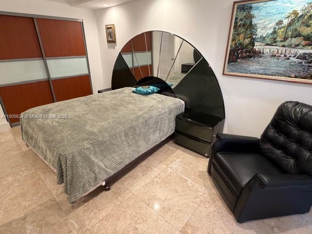 Building Photo - 210 174th St