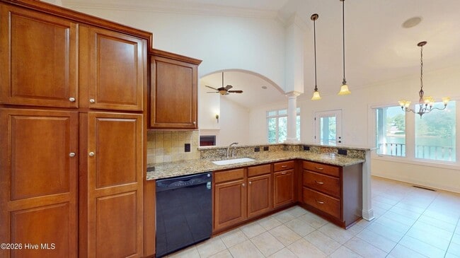 Building Photo - 110 Josephs Point