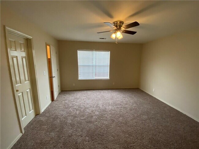 Building Photo - 1103 Ryan St