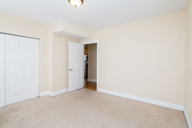 Building Photo - 3508 W Cortland St