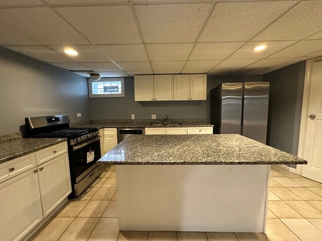 Building Photo - 4517 Park Ave