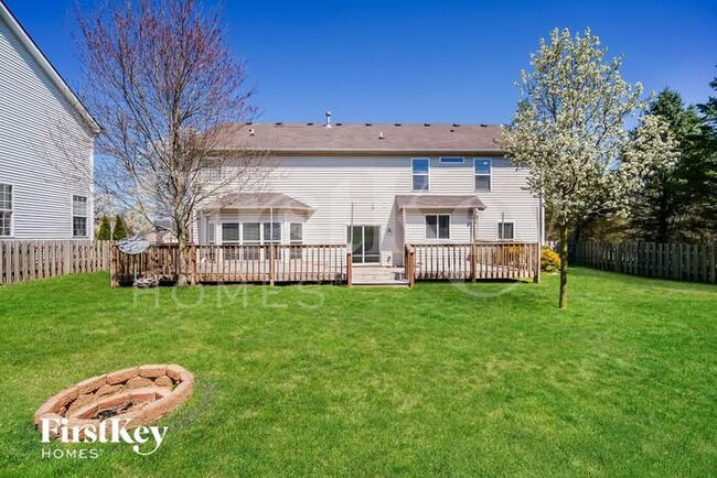 Building Photo - 17713 Oak Edge Cir