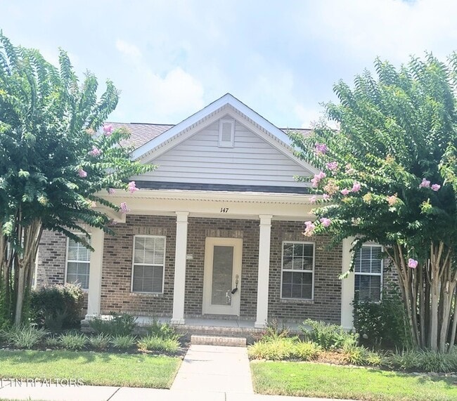 Primary Photo - 147 Hatleyberry St