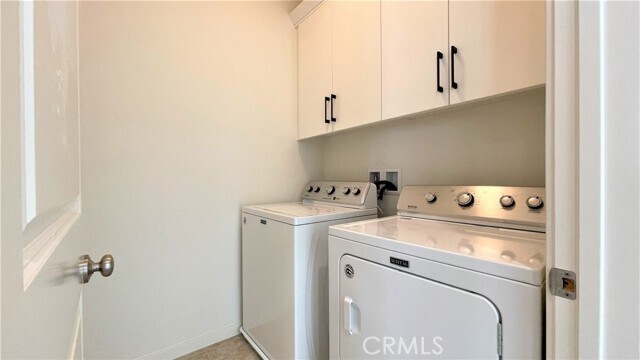 Building Photo - 155 Excursion