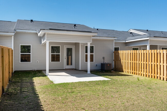 Building Photo - 8125 Bannock Cir