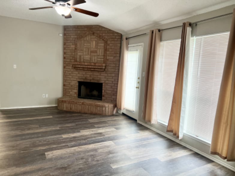 Building Photo - 6800 Beaty St