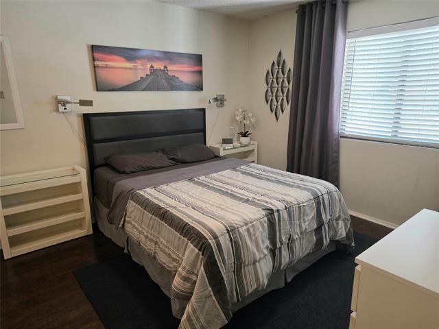 Building Photo - 7431 Holly Hill Dr