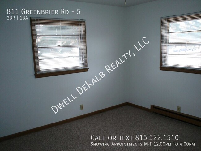 Building Photo - 811 Greenbrier Rd