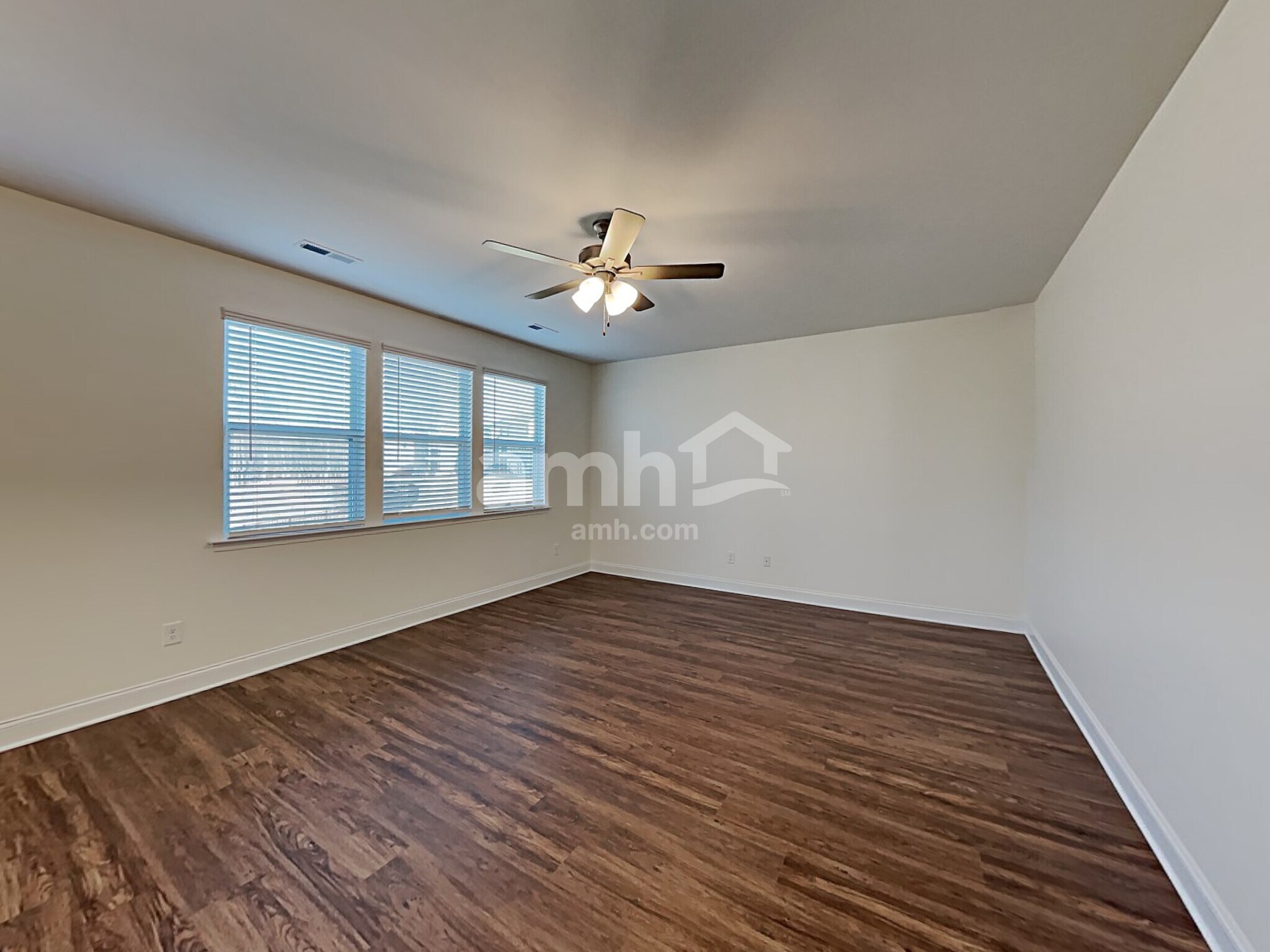 Building Photo - 860 Jubilation St