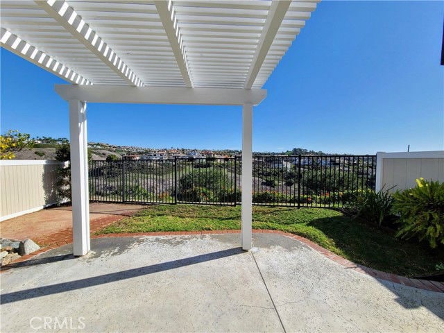 Building Photo - 14 Windcrest