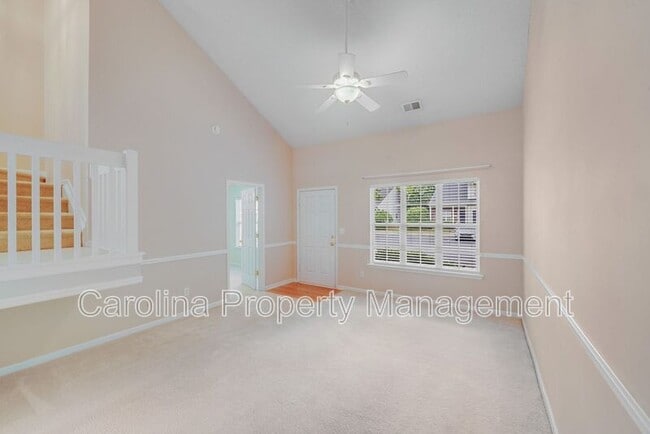 Building Photo - 15021 Deshler Ct