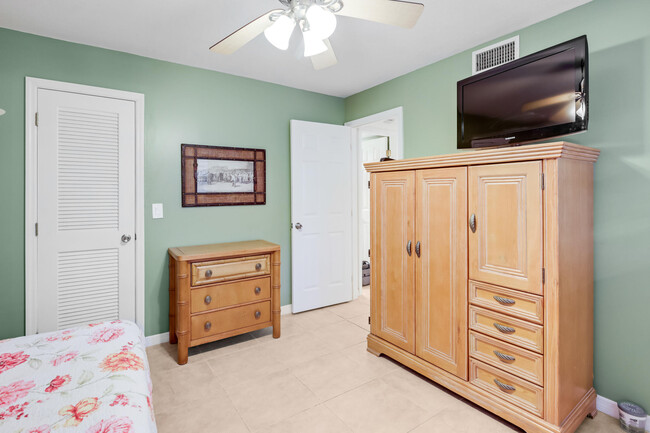 Building Photo - 4801 Esedra Ct