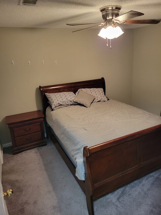 Building Photo - 5080 Gautier Vancleave Rd