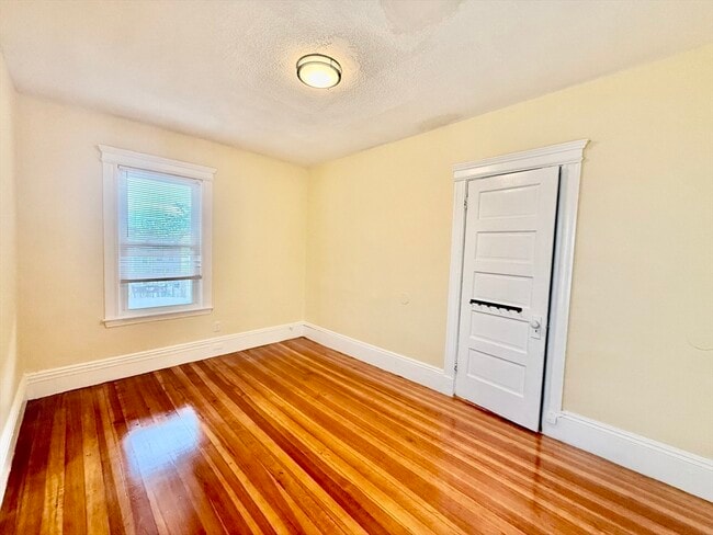 Building Photo - 11 Fairmount St