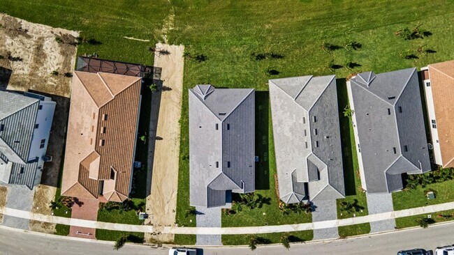 Building Photo - 14184 Lacebark Ln