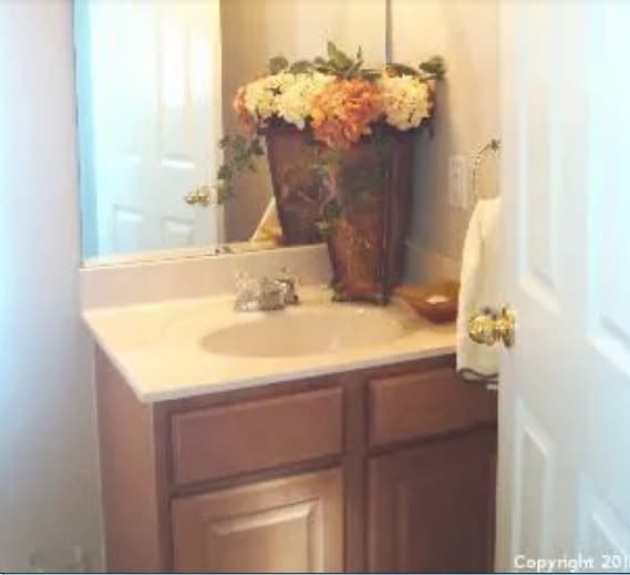 Building Photo - 1323 Pinnacle Falls