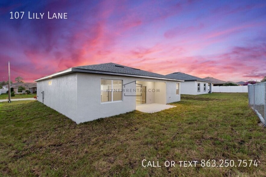 Building Photo - 107 Lily Ln