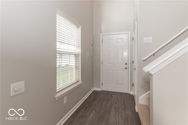Building Photo - 9361 Eden Woods Ct