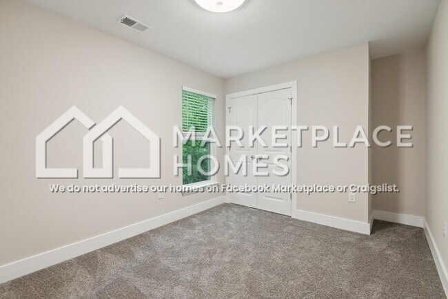 Building Photo - 3413 Durham Ln