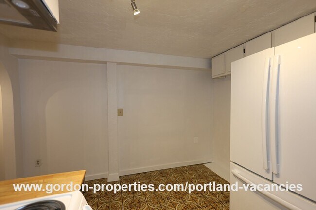 Building Photo - MOVE IN SPECIAL: SE 88th Ave - 2 bedroom a...
