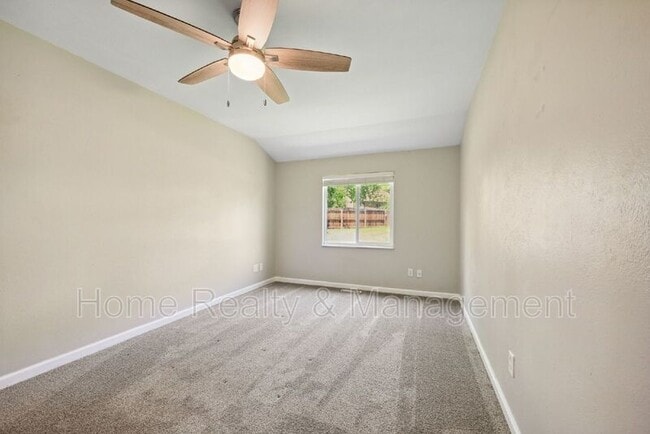 Building Photo - 10444 Hoyt Ct