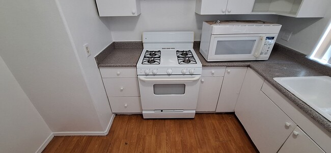 Building Photo - Price reduced! 3-Bedroom Condo in Pinon Sp...