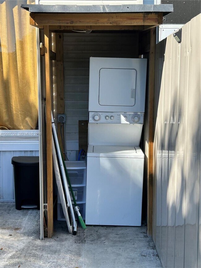 Building Photo - 10467 S 228th Ln