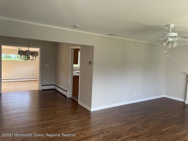 Building Photo - 16 Community Dr