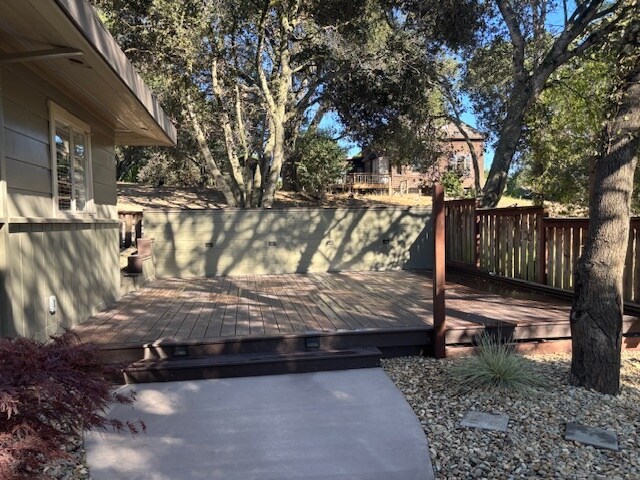 Building Photo - 479A Gossage Ave